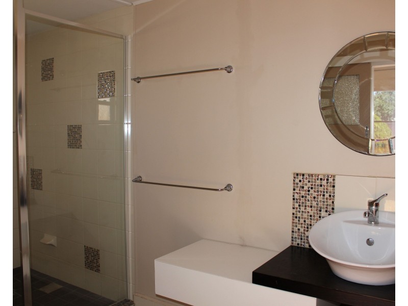 22-24 Main Street, Mount Tyson QLD 4356