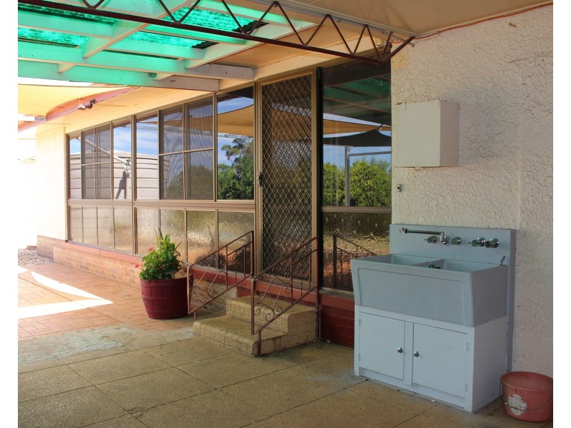 22-24 Main Street, Mount Tyson QLD 4356