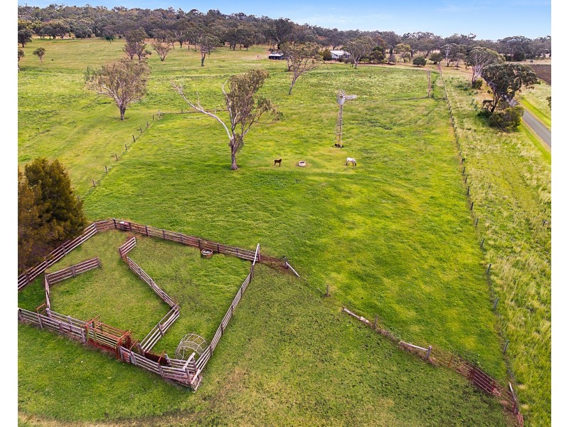 174 Kessler Road, Felton QLD 4358