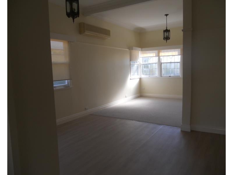 16 Murray Street, Pittsworth QLD 4356