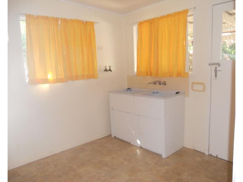 16 Murray Street, Pittsworth QLD 4356