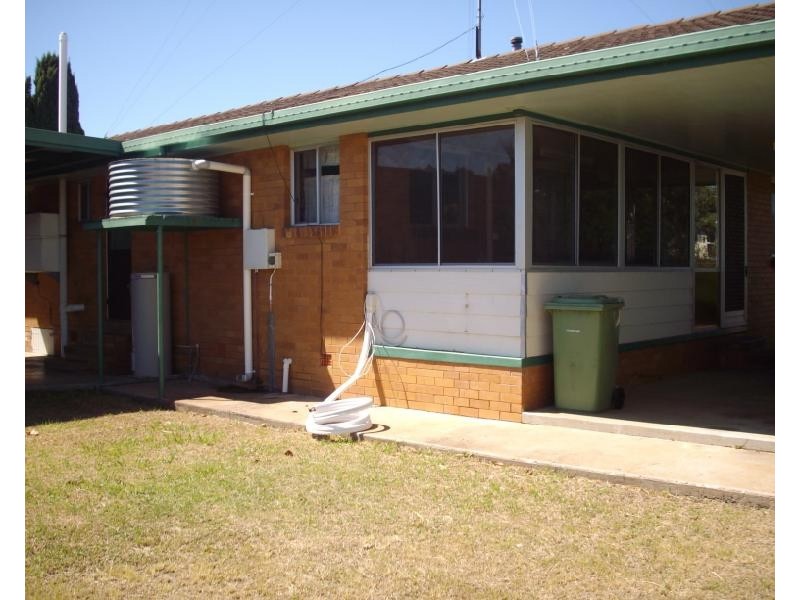 65 Hadley Street, Pittsworth QLD 4356