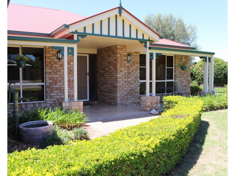 14 Fairway Drive, Pittsworth QLD 4356