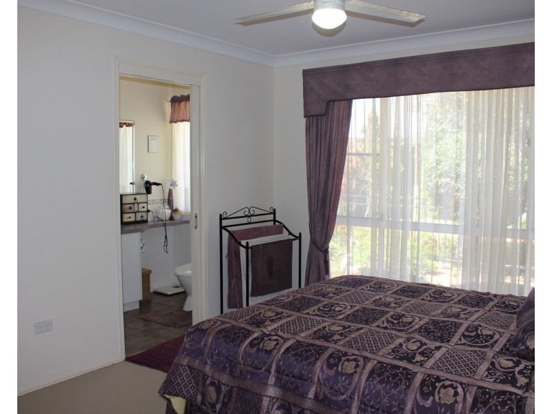 14 Fairway Drive, Pittsworth QLD 4356