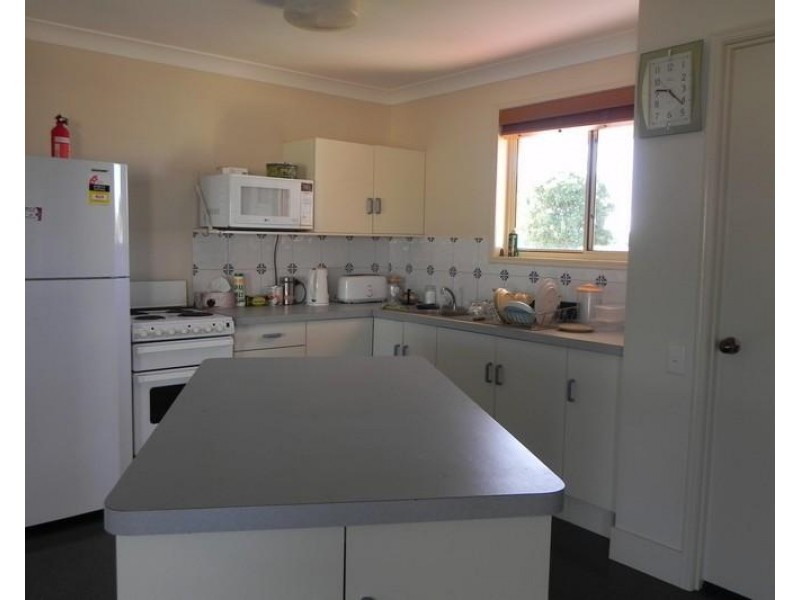 30 Campbell Street, Pittsworth QLD 4356