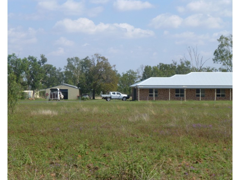 140 Henningsen Road, Oakey QLD 4401