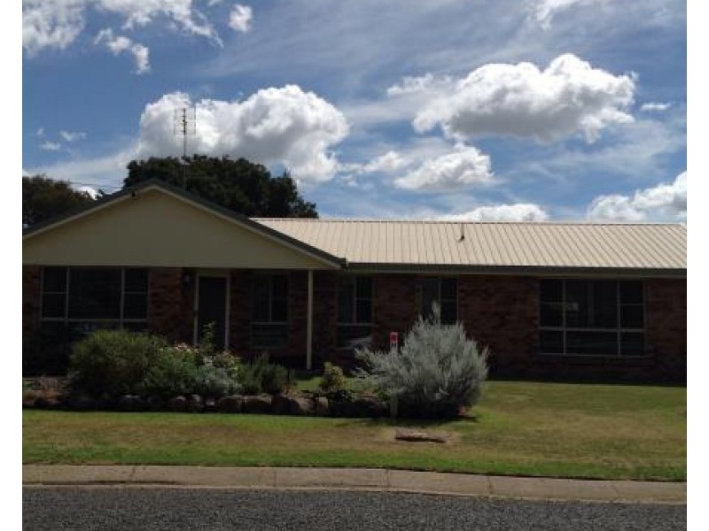 3 Forrest Street, Pittsworth QLD 4356