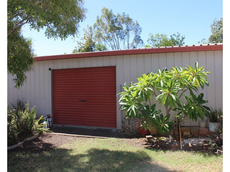 10 Cunningham Street, Pittsworth QLD 4356