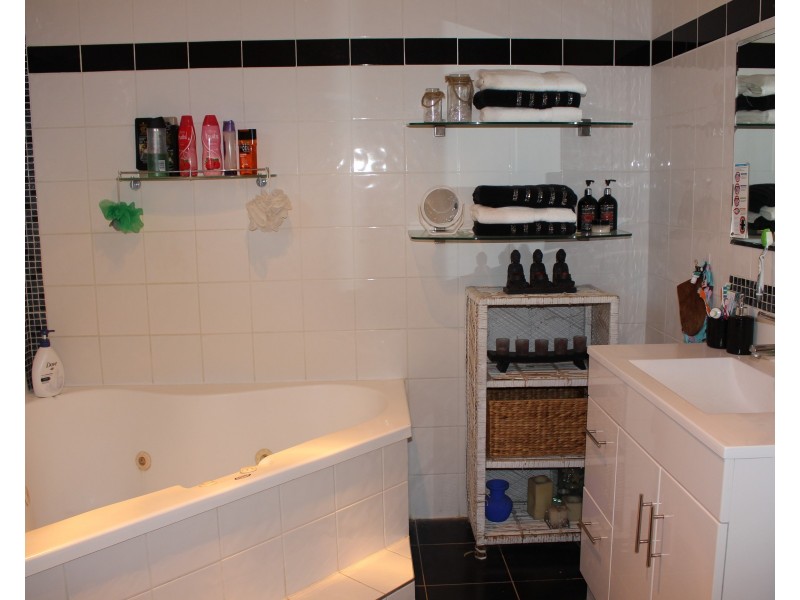 38 Briggs Street, Pittsworth QLD 4356