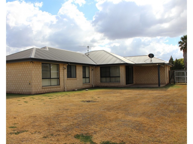 6 Alexia Street, Pittsworth QLD 4356