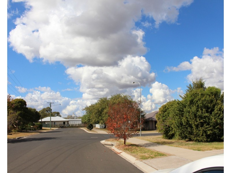 6 Alexia Street, Pittsworth QLD 4356