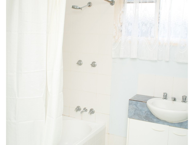 28 Gillespie Street, Millmerran QLD 4357