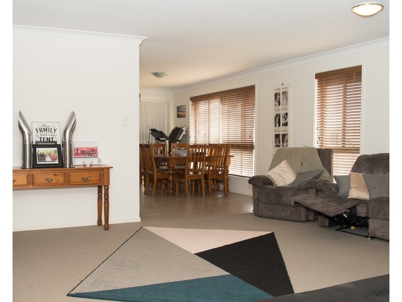 5 Colbar Street, Pittsworth QLD 4356