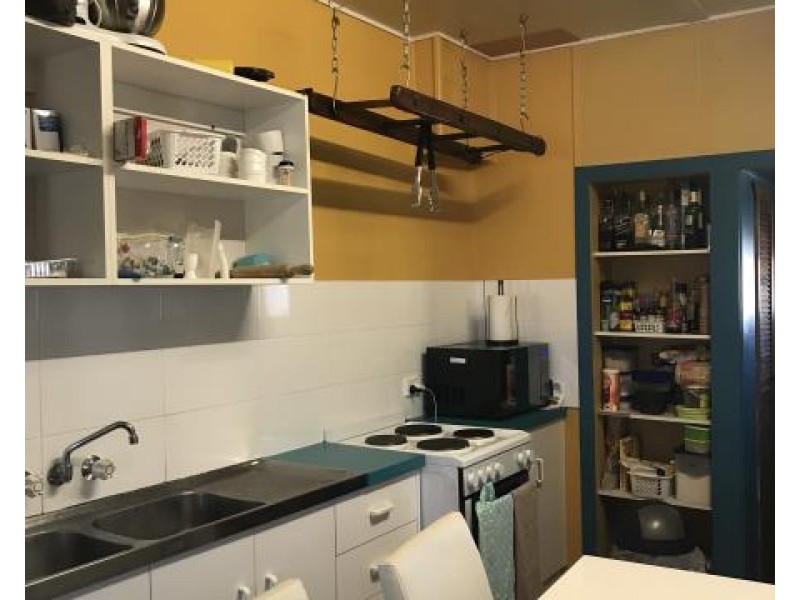 2 Weale Street, Pittsworth QLD 4356