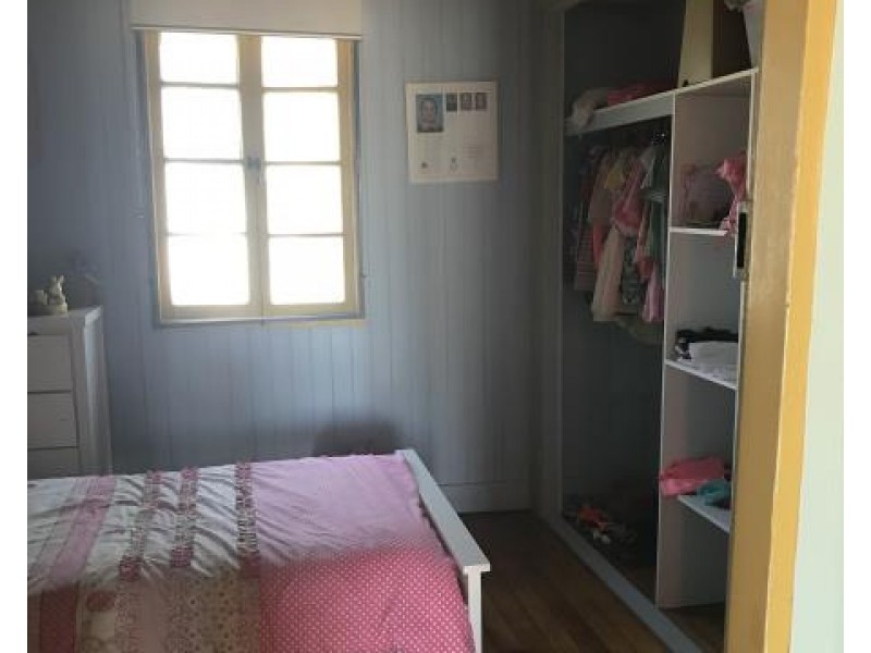 2 Weale Street, Pittsworth QLD 4356