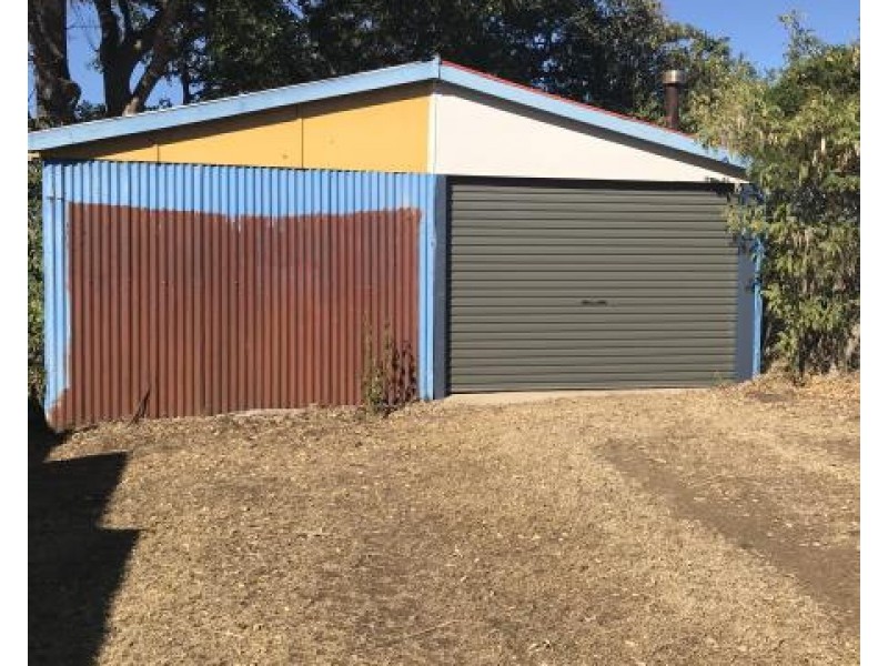 2 Weale Street, Pittsworth QLD 4356