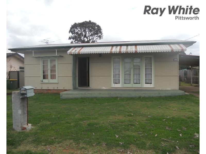 57 Murray Street, Pittsworth QLD 4356