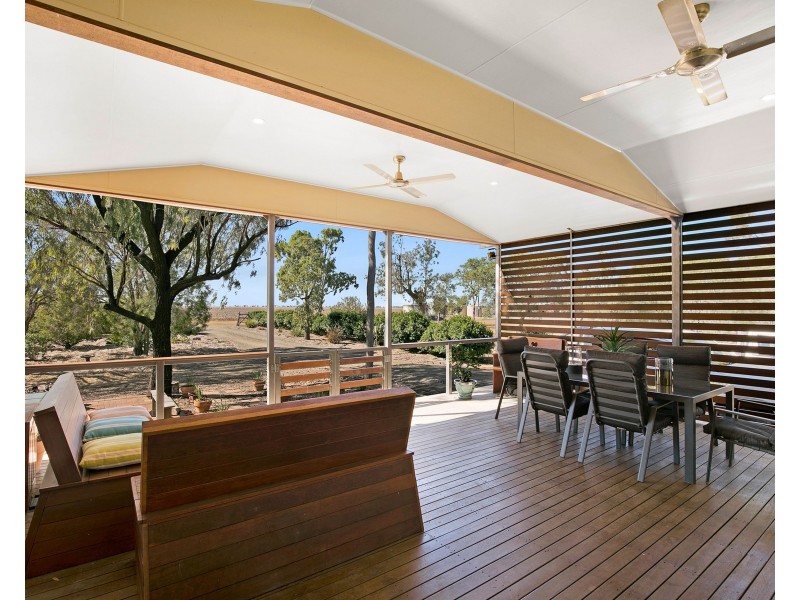 1040 Mann-Silo Road, Brookstead QLD 4364