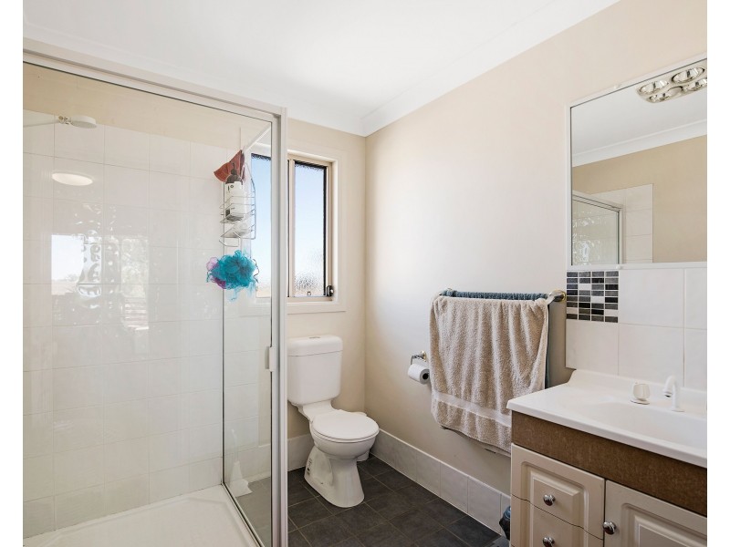 1040 Mann-Silo Road, Brookstead QLD 4364