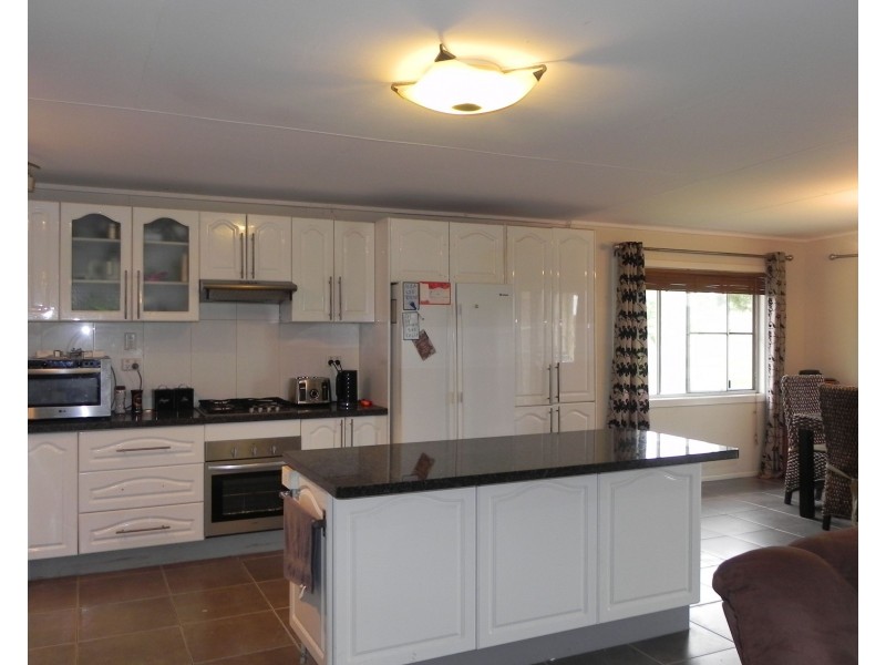 123 Yarranlea Road, Yarranlea QLD 4356