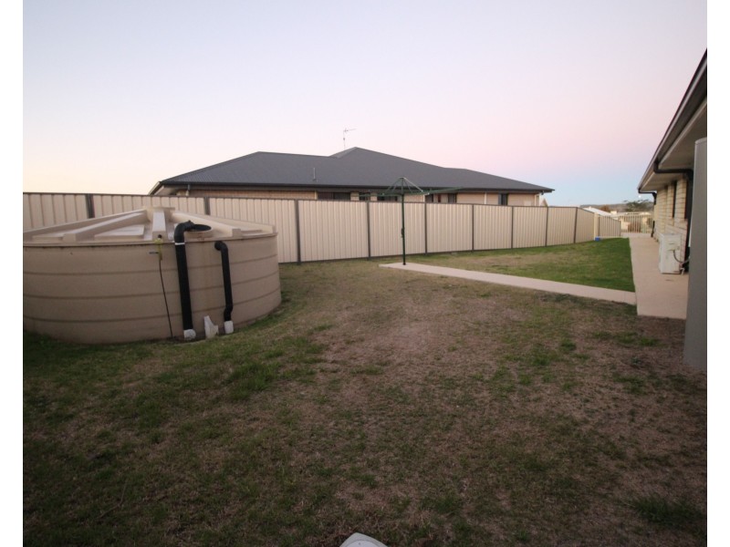 21 Woodhurst Street, Pittsworth QLD 4356