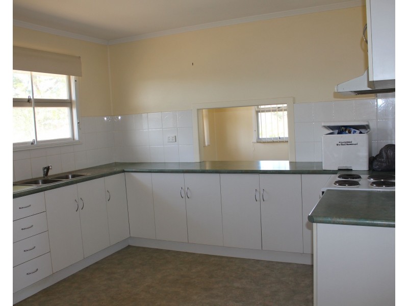 6 George Street, Millmerran QLD 4357