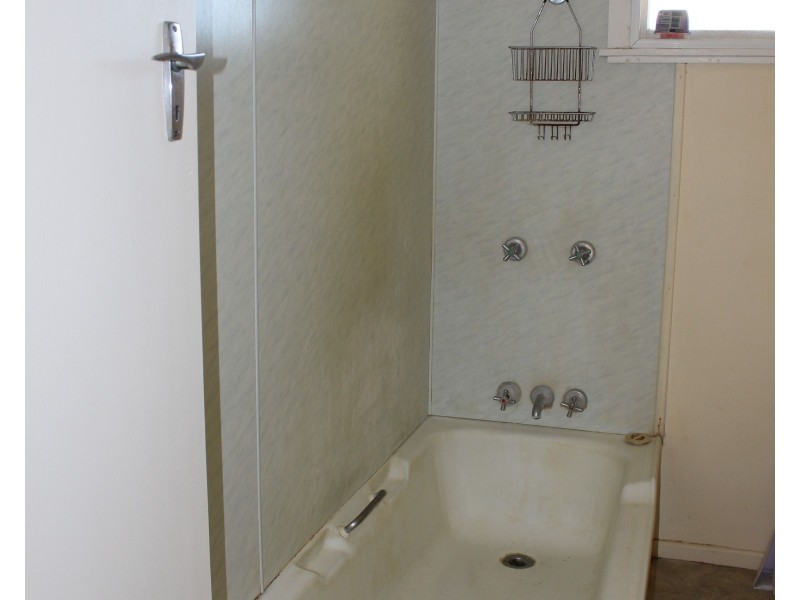 6 George Street, Millmerran QLD 4357