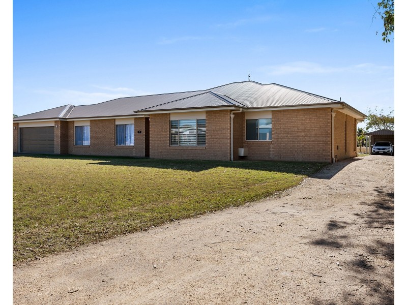 127 Hill Street, Pittsworth QLD 4356