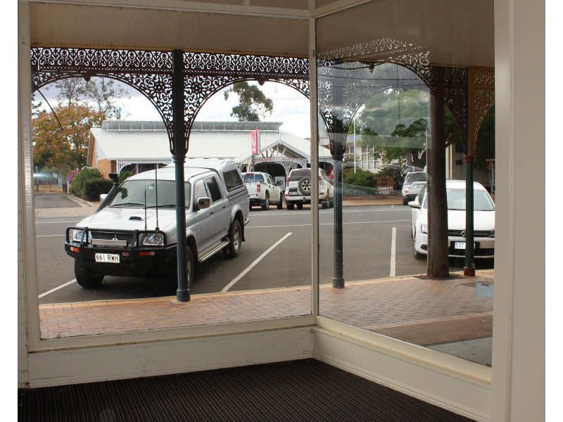 96 Yandilla Street, Pittsworth QLD 4356