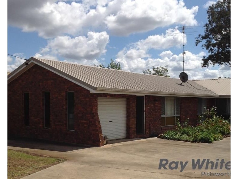 1/3 Beauaraba Street, Pittsworth QLD 4356