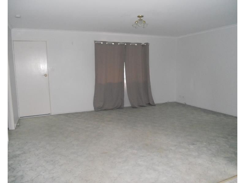 12 Thomas Street, Pittsworth QLD 4356