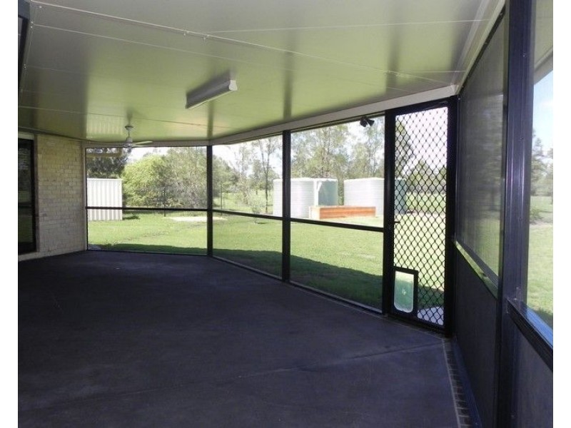 23 Fairway Drive, Pittsworth QLD 4356