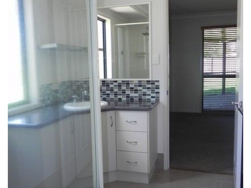 23 Fairway Drive, Pittsworth QLD 4356