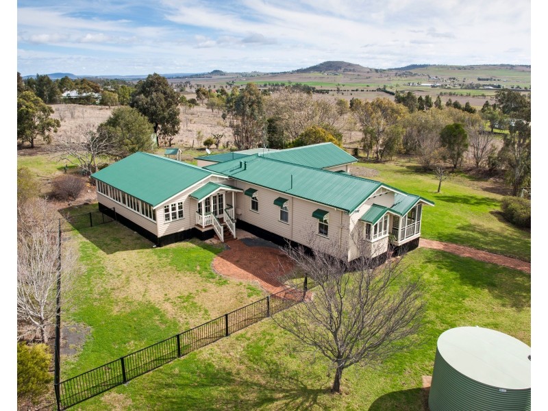 120 Meynink Road, Hodgson Vale QLD 4352