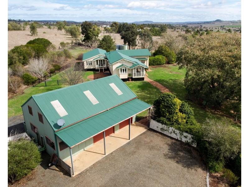 120 Meynink Road, Hodgson Vale QLD 4352