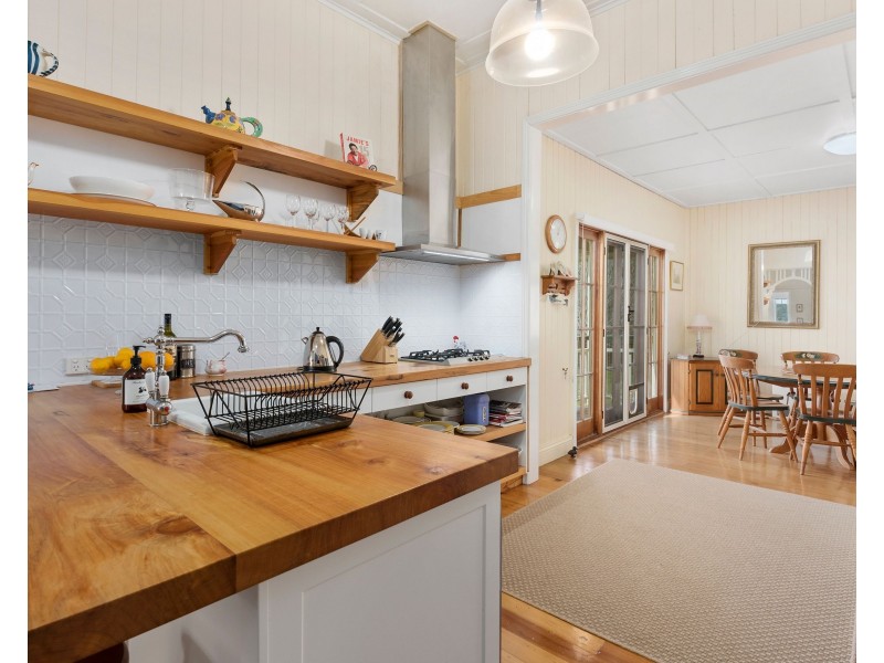 120 Meynink Road, Hodgson Vale QLD 4352