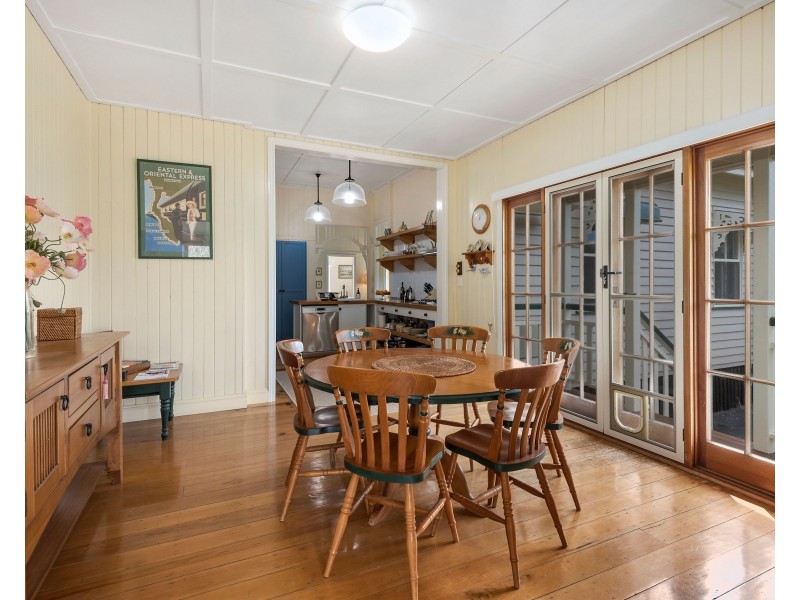 120 Meynink Road, Hodgson Vale QLD 4352