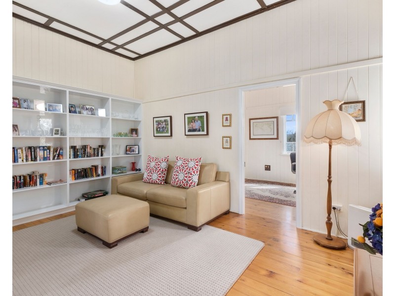 120 Meynink Road, Hodgson Vale QLD 4352