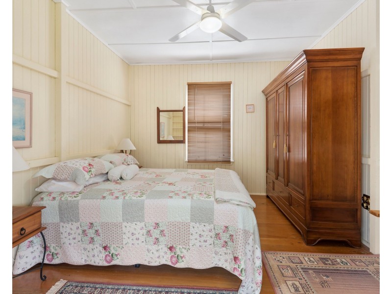 120 Meynink Road, Hodgson Vale QLD 4352