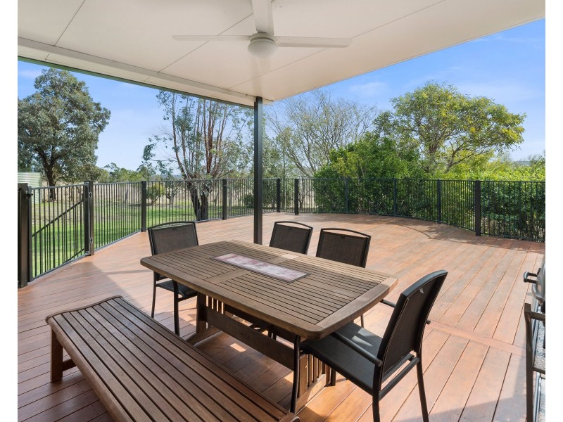 120 Meynink Road, Hodgson Vale QLD 4352