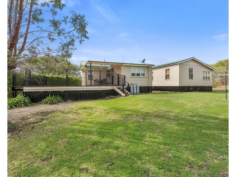 120 Meynink Road, Hodgson Vale QLD 4352