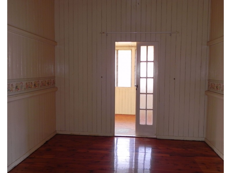 34 Short Street, Pittsworth QLD 4356