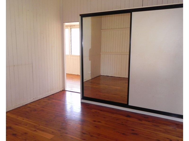 34 Short Street, Pittsworth QLD 4356