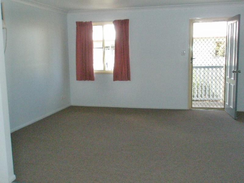 2/28 Gillespie Street, Millmerran QLD 4357