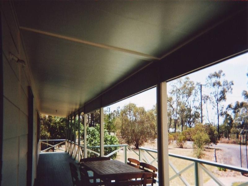 17 Bruce Road, Millmerran QLD 4357