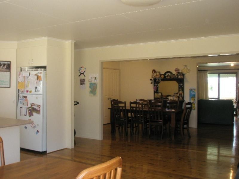 17 Bruce Road, Millmerran QLD 4357
