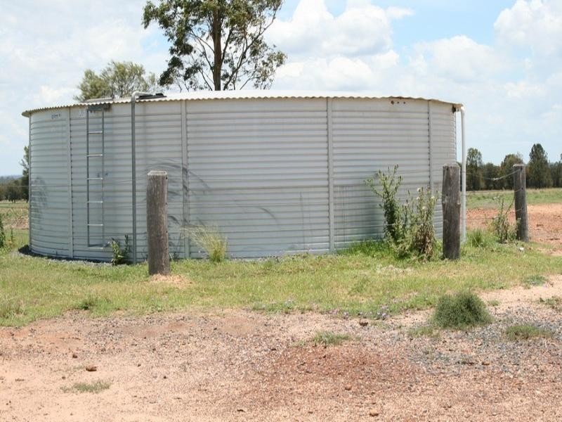 492 Strathane Road, Clifton QLD 4361