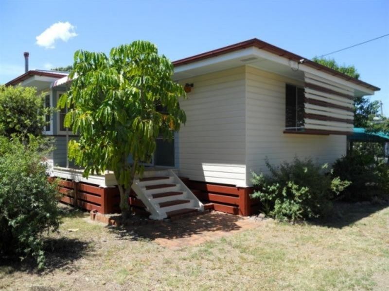 18 Allport Street, Pittsworth QLD 4356