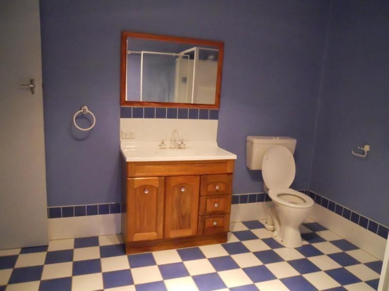 13 Holmes Street, Pittsworth QLD 4356