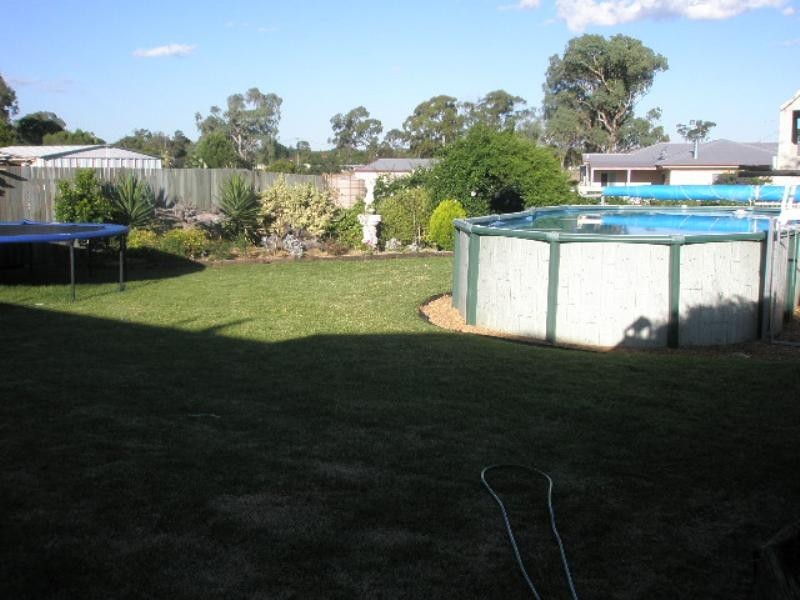 18 Fairway Drive, Pittsworth QLD 4356